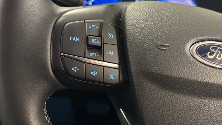 Ford Focus 1.0 EcoBoost Hybrid mHEV Active Vign 5dr Auto Petrol Hatchback